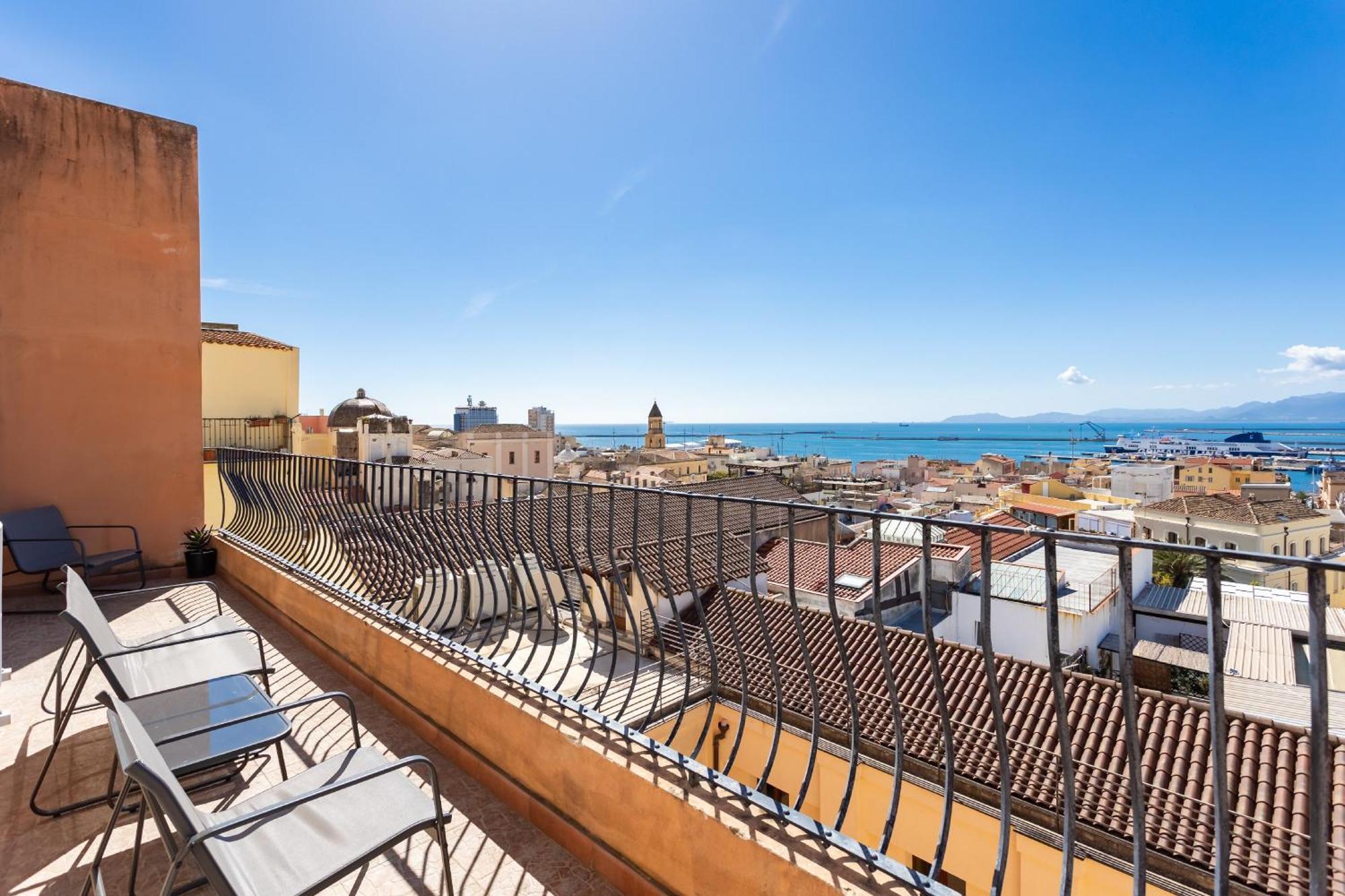 La Dolce Vita Cagliari Eksteriør billede